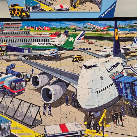 Vintage Ravensburger Puzzle 100 Pc AIRPORT Airplanes at Terminal Complete 6+ - Picture 2 of 7